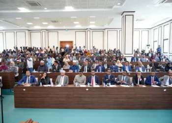 Furitaanka kal fadhiga Baarlabaanka oo dib loo dhigay.